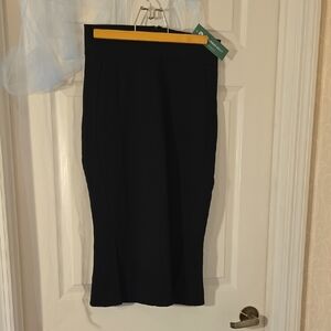Chic Black Pencil Skirt